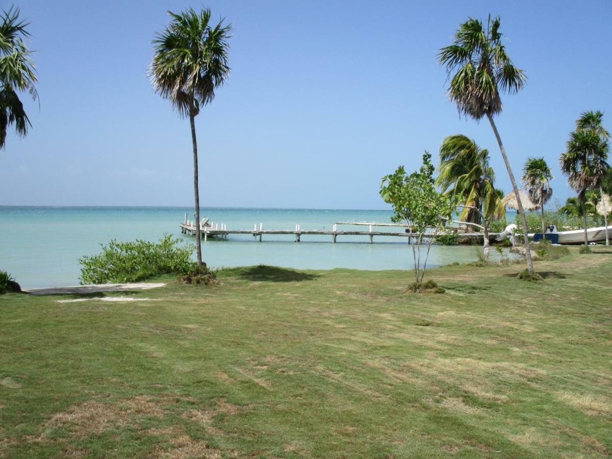 Cerros Beach Inn Corozal Exterior photo